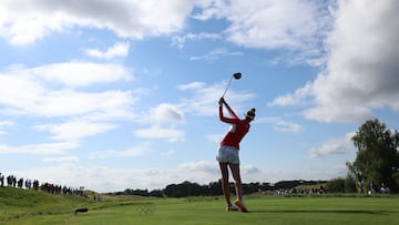 France’s Céline Boutier has taken early control at Le Golf National, with favourite Nelly Korda of Team USA several shots back after round one.